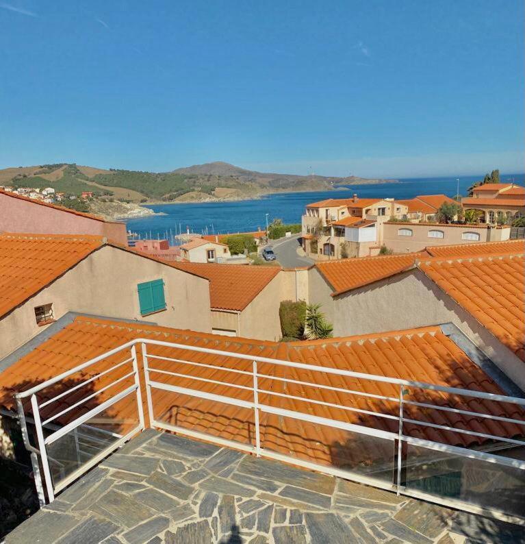 Villa Llum I Mar: Beachside 3-Bedroom Retreat in Banyuls-sur-Mer Exterior photo
